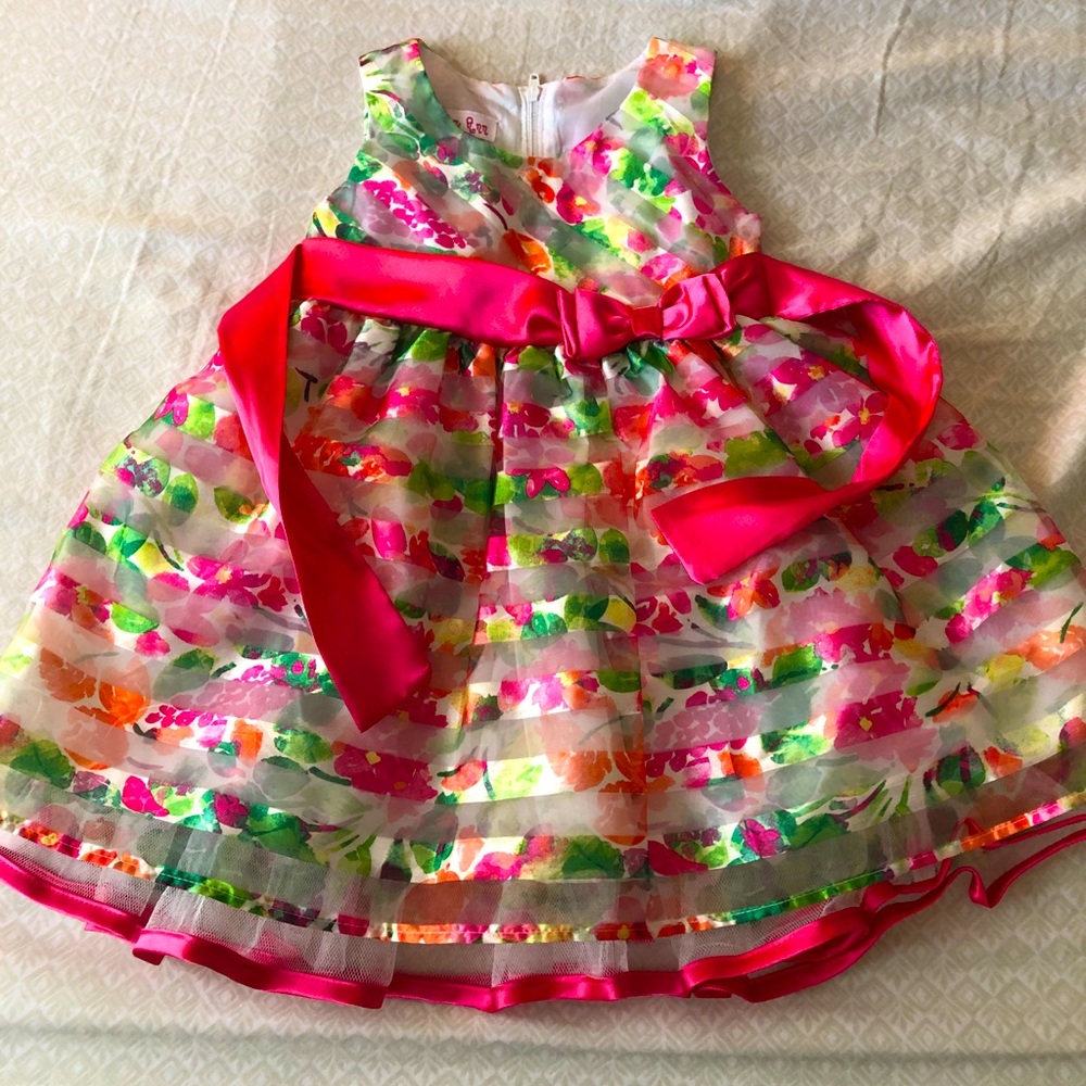 Baby girl dress in 18M size